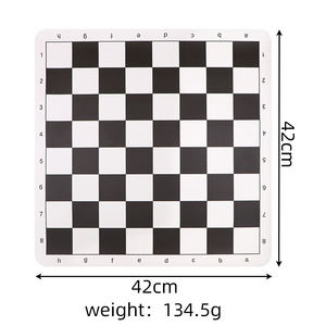 Échiquier en vinyle 42 cm x 42 cm, durable pour jouer, unisexe - Product Image 1