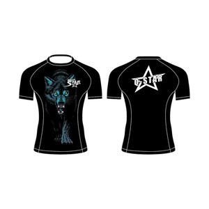 Maillots de protection (Rash Guards) en gros, personnalisables avec logo, manches courtes, unisexe, respirants, meilleure qualité, vêtements d'arts martiaux, couleurs et tailles sur mesure - Product Image 1