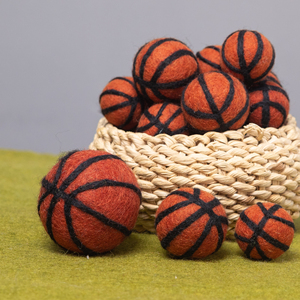 Adorno de Baloncesto de Fieltro de Lana Hecho a Mano, Pelota Deportiva, Juguete Educativo, Guirnalda para Fiesta NBA, Venta al por Mayor, Fieltro y Hilo para Niños - Product Image 3