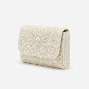 Sac de rangement rectangulaire HASAN CRAFT fait main en coton 100% avec perles, motif floral bohème cactus, design cousu rouge, vert et crème, idéal pour les voyages - Product Image 6