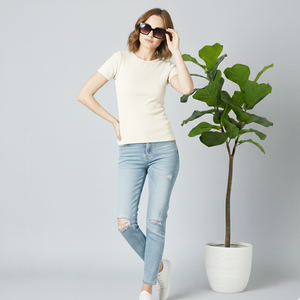 T-shirt pour femme à séchage rapide, couleur blanc crème, 100% coton, chemises très demandées pour femmes à prix de gros avec logo personnalisé - Product Image 1