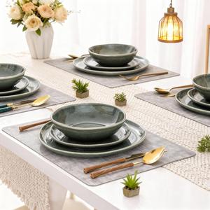 Juego de Platos de Cerámica Verde Bosque, Acabado Brillante con Diseño Moderno Redondo, Resistentes a Desportilladuras, Apilables para una Cena Elegante - Product Image 6