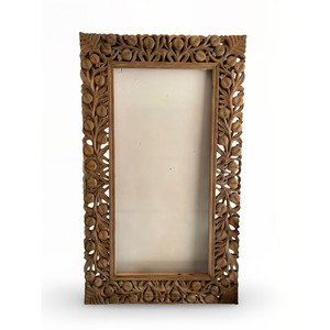 Miroir mural ovale en bois de Sheesham fait main, écologique et durable, avec cadre floral sculpté, style moderne du milieu du siècle, en noyer, 28x20 pouces, vente en gros - Product Image 4