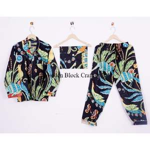 Conjunto de Pijama de Algodón con Estampado Floral, Ropa de Dormir India Suave y Transpirable para Mujer, Ropa de Dormir Cómoda para Mayor Comodidad y Relajación - Product Image 6