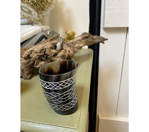 Taza de cuerno para beber ecológica hecha a mano/Material Natural de vidrio Logotipo personalizado Característica pulida para artesanías naturales de Navidad - Product Image 4