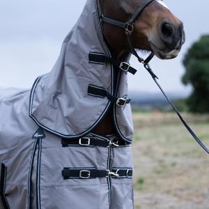 Couverture d'hiver imperméable pour cheval 840D, poids moyen, bleu marine, vente en gros de couvertures pour chevaux, couverture coupe-vent et imperméable - Product Image 2