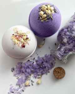 Exfoliante Corporal de Sal del Himalaya con Lavanda de Lujo Nature Touch, Cristales de Baño con Aceite Aromático, Bolsa Ecológica Reutilizable, Sensación Fresca - Product Image 6