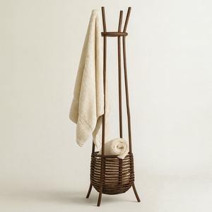 Porte-manteau en rotin avec panier de rangement, prix direct fournisseur, matériaux naturels, supports sur pied - Product Image 6