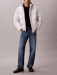 Chaqueta Bomber Impermeable y Cortavientos con Capucha y Cordón Ajustable, Color Gris, con Logotipo Personalizado, Bolsillos Laterales con Ribete, de Alta Demanda - Product Image 3