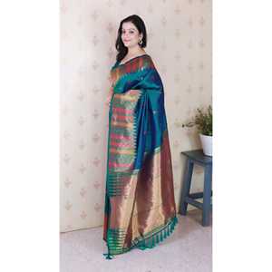 Sari en soie douce verte Meenakari Zari tissé avec bordure de temple, écharpes et châles traditionnels - Product Image 2