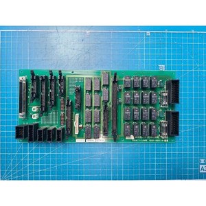 Placa de Control del Sistema de Litografía TEL TYB417-1/OPE 1D81-000118, Usada como Nueva, Piezas de Equipos Semiconductores Legados - Product Image 4