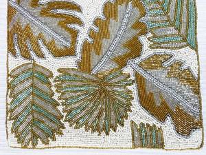 Chemin de table brodé de luxe Glamour, motif floral, en tissu fait main, forme irrégulière, écologique, durable, tapis décoratif pour - Product Image 1