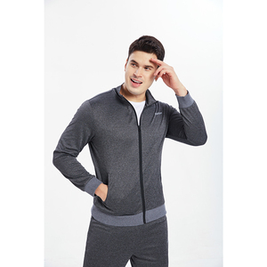 Survêtement d'automne pour homme, conçu pour un usage quotidien, avec tissu respirant et chaud, coupe confortable et élégante. - Product Image 4