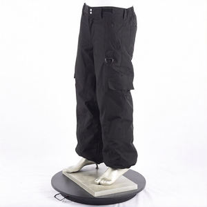 Pantalon de ski imperméable noir pour homme avec plusieurs poches et taille ajustable en matériau Gore-Tex - Product Image 1