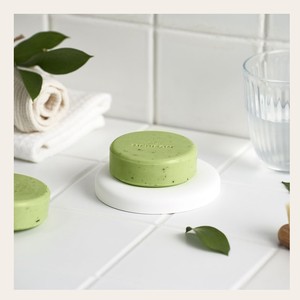 Jabón en barra para lavar la piel WB Polmedison Signature Black Bean Soap 100g con aceite de oliva para piel sensible, belleza coreana - Product Image 5