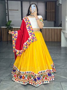 Lehenga Choli Amarillo de Algodón con Estampado en Relieve de Secado Rápido para Navratri, Vestido Largo para Mujer, Traje Tradicional para Fiestas Garba Dandiya y Festivales Chaniya - Product Image 4