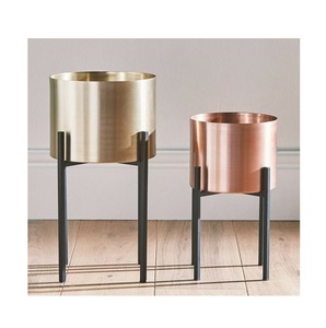 Juego de 2 Macetas Modernas de Alta Calidad con Soporte, Diseño Redondeado para Decoración de Centros Comerciales - Product Image 1