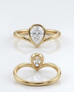 แหวนหมั้นเพชรทรงลูกแพร์ 2 กะรัต ขอบทอง 14K เพชรทรงลูกแพร์เพาะเลี้ยงในห้องปฏิบัติการ แหวนลายเชฟรอน แหวนแต่งงานทรงหยดน้ำแบบพิเศษ วงแหวนรูปตัววี - Product Image 2