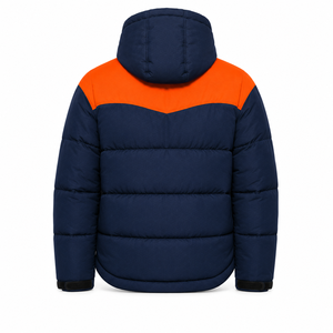 เสื้อแจ็คเก็ตพัฟเฟอร์แบบมีฮู้ด พรีเมียม OEM หนานุ่มสำหรับอากาศหนาว  ตกแต่งด้วยแผ่นยางที่แขนเสื้อ กระเป๋าคาร์โก้  กระดุมแป๊ก  ซิปหน้าแบบแน่นหนา - Product Image 3