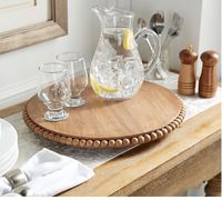 Assiette de service ronde en bois avec bord perlé blanc, faite à la main, vaisselle décorative moderne pour les fêtes