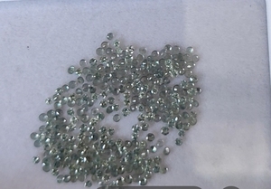 อัญมณีหลวมเจียระไนทรงกลม1.5มม. อะเล็กซานไดไรต์ธรรมชาติ - Product Image 3