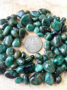 Pierre roulée d'émeraude naturelle, cristal vert poli, pierre précieuse de guérison du Chakra du Cœur, meilleure qualité, vente en gros de bijoux - Product Image 4