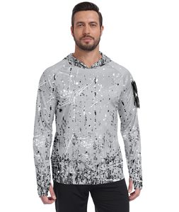 เสื้อตกปลาผู้ชายลายพราง ป้องกันแสงแดด UPF 50+ ผ้าโพลีเอสเตอร์ 100% พร้อมฮู้ดและหน้ากาก น้ำหนักเบา - Product Image 1