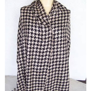 Women's Classic <b>Black</b> White Houndstooth Scarf Shawl Elegant Warm Soft Cozy Fashion <b>Wrap</b> Winter Neck Stole Timeless Stylish Plaid - Product Image 2