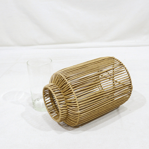 ตะเกียงเหล็กพลาสติกทรงตรงแบบตั้งพื้นกันลมตกแต่ง กำลังเป็นที่นิยม - Product Image 6