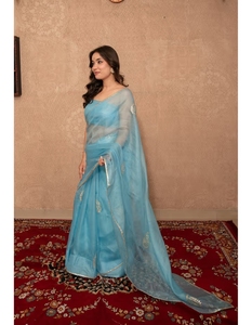 Sari Tradicional KV Aasmani de Seda Kota Azul para Fiestas, Reversible y Sin Arrugas, de Secado Rápido, con Blusa Sin Coser - Product Image 5