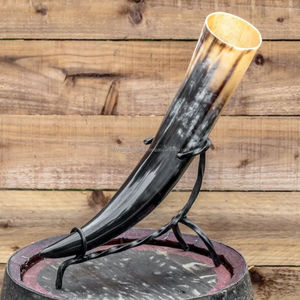 Cuerno Decorativo Ecológico de Acabado Fino de la India, Tallado con Motivos de Animales y Estilo Religioso - Product Image 5