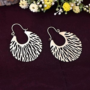 Paquete Estándar de Artesanía en Metal: Aretes de Latón al por Mayor con Acabado Liso, Precio de Fábrica, Artículo de Artesanía Metálica - Product Image 2
