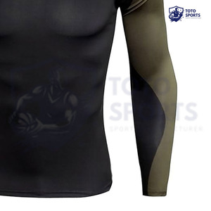 ชุดแรชการ์ดผู้ชายขายดี นุ่มสบาย คุณภาพดีเยี่ยม ระบายอากาศได้ดี ทรงเข้ารูป น้ำหนักเบา เหมาะสำหรับการเล่นกีฬา - Product Image 5