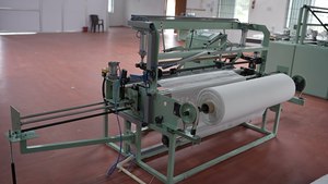 Máquina Automática para Fabricar Vendajes de Gasa de Algodón 110V/220V Capacidad de 1500 Piezas/Hora AMARNAATHH ENGINEERING - Product Image 2