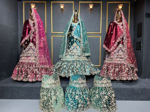 ผ้าขนสัตว์ผ้าขนสัตว์สำหรับเจ้าสาวมีแสงแฟลร์เต็มดูมัตต้าและหินจาร์กันอุดมไปด้วยงานแต่ง7สี - Product Image 2