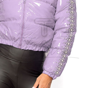 Chaqueta Corta Acolchada para Mujer con Logotipo Personalizado, Chaqueta de Plumón Cálida para Invierno, Chaqueta Larga Acolchada para Mujer - Product Image 5