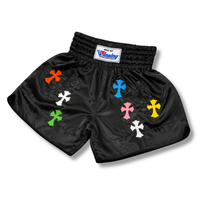 Kazananlar İçin Lüks Çapraz Yamalı Boks Şortları Özel Ön Saten Muay Thai MMA İşlemeli Premium OEM Toptan Pro Dayanıklı %100