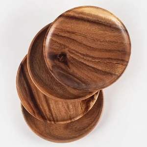 Assiettes en bois en forme de feuille, assiettes de service en bois naturel pour la salle à manger - Product Image 4