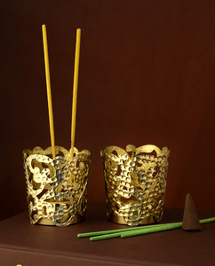 Porte-encens en laiton - Product Image 1