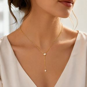 Collier élégant en laiton avec fausses perles, plaqué or, bijoux de mode pour femmes, vente en gros - Product Image 4