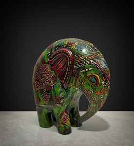 เก้าอี้ไม้รูปช้างทาสีลายโบราณ นิรมลา ดีไซน์ทันสมัย ตกแต่งด้วยมือ ทนทาน เป็นมิตรกับสิ่งแวดล้อม เหมาะสำหรับห้องนั่งเล่น ราคาขายส่ง - Product Image 1