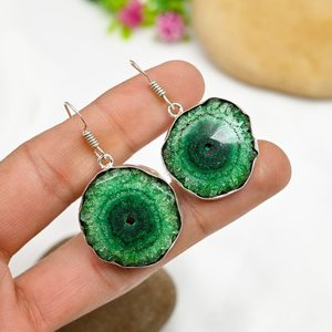Pendientes Colgantes de Plata de Ley 925 Hechos a Mano con Cuarzo Druzy Verde Solar, Joyería de Piedras Preciosas, Regalo - Product Image 1
