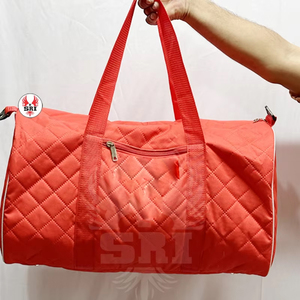 Bolsa de Viaje Impermeable Delta Sigma Sorority con Bordado Personalizado para Mujer |   Equipaje Ligero de Poliéster Cardura, Tamaño Grande - Product Image 2