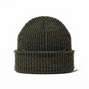 Gorro de Punto Personalizado en Verde Oliva y Negro con Puño, Gorro de Invierno Cálido Unisex - Product Image 5