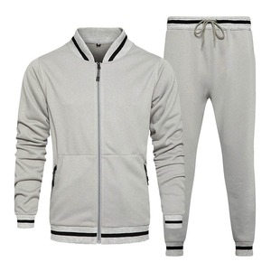 Trajes Deportivos de Buena Calidad para Hombre/Conjunto Deportivo Masculino Moderno y Ajustado de Color, Cómodo y de Buena Calidad - Product Image 1