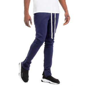 Pantaloni sportivi basic a tinta unita da uomo - Product Image 2
