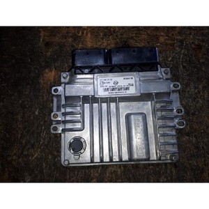ECUs y Módulos de Computación Usados Korando Sports 6715400132 - Product Image 1