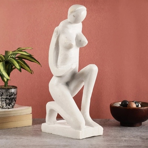Escultura Figurativa Femenina Moderna de Mármol, Tallada a Mano, Decoración Artística para Mesa, Diseño Extravagante, Patrón Geométrico Abstracto - Product Image 3