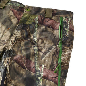 Pantalon de chasse résistant à l'eau, durable, offrant une liberté de mouvement confortable et un design multi-poches. - Product Image 6