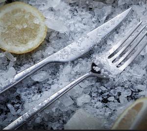 Ensemble de couverts de luxe en acier inoxydable, résistant à la rouille, fourchette, couteau, cuillère, pour table à manger, au meilleur prix - Product Image 1